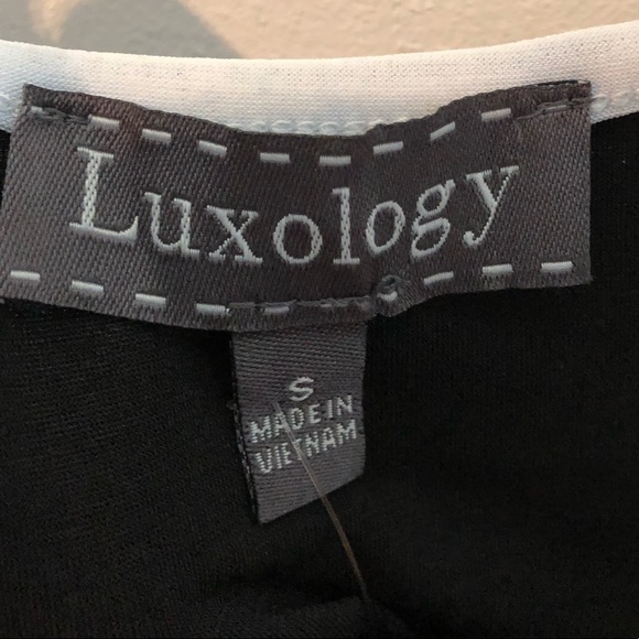 NWT Luxology black gold accent blouse shirt top women’s size small - Picture 3 of 4